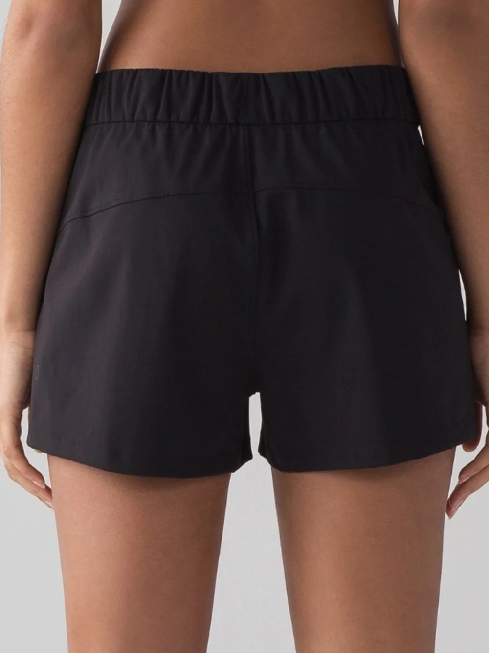 LIKE NEW Lululemon On The Fly Short *2.5